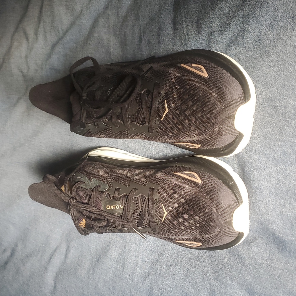 Hoka Clifton 9 Black Rose Gold Women's Running Shoes 9.5 D - Picture 2 of 6